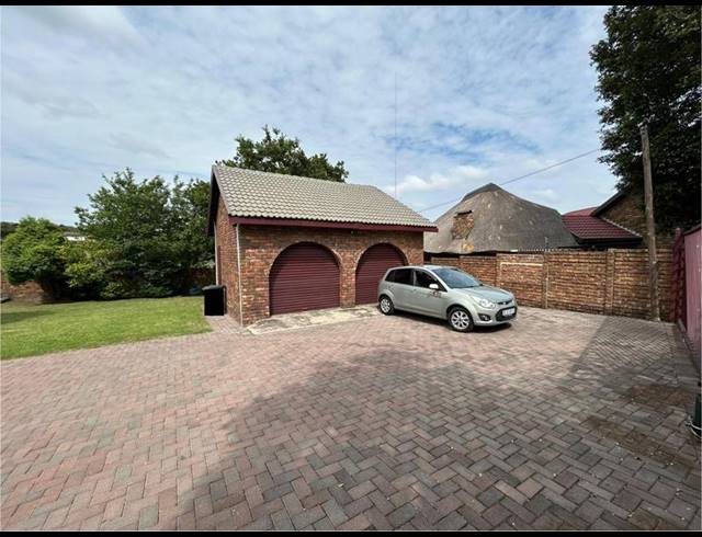 3 BEDROOM PROPERTY TO RENT IN ROOIHUISKRAAL